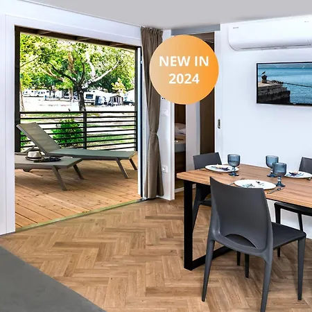 Parco vacanze Mobile Homes Camp Galeb 3*