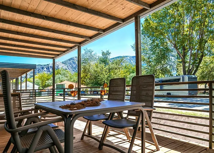 Almissa Kompleks wypoczynkowy Omiš